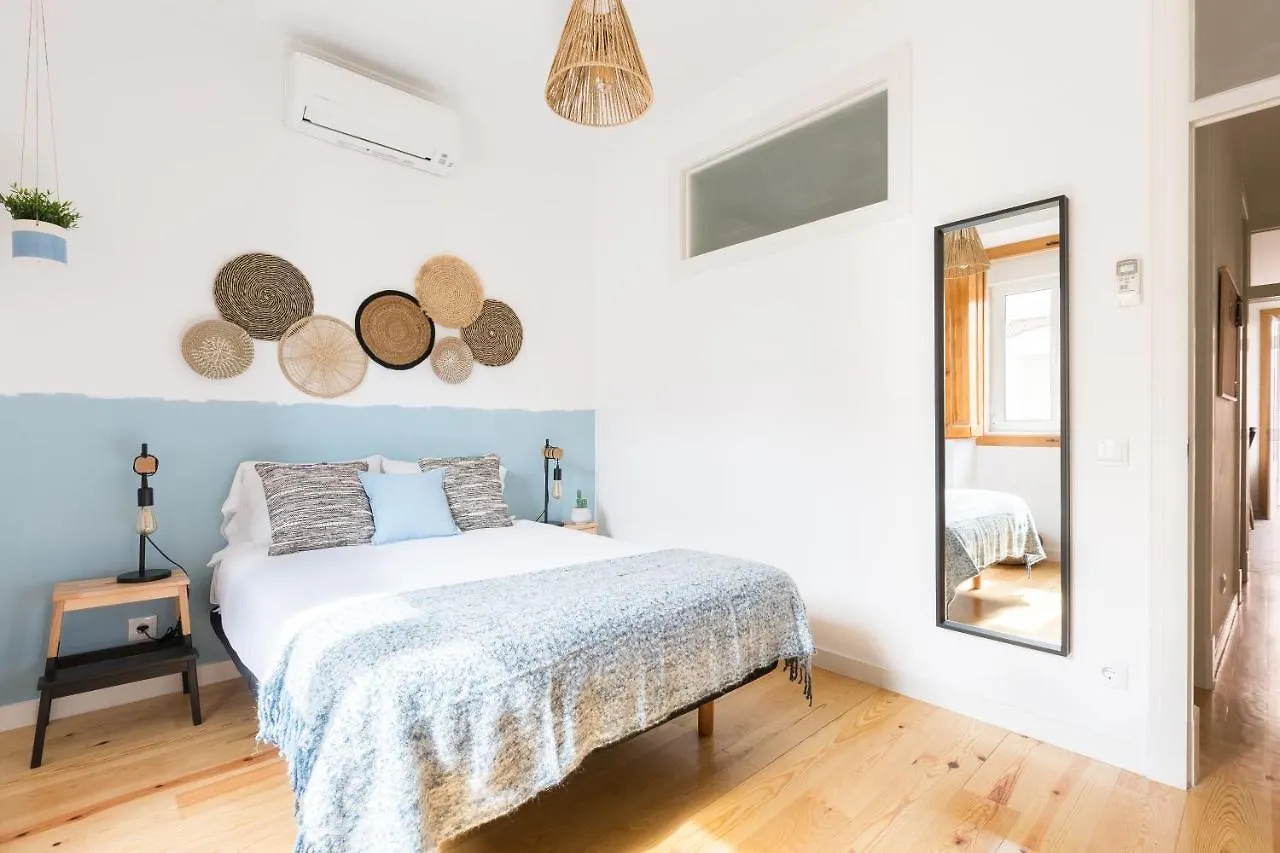 Feel Home In This Stunning Renovated Nest In Graca Lisbona 0*,